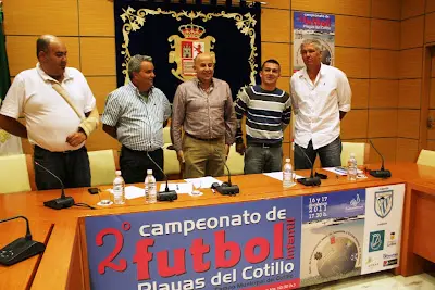img/b/R29vZ2xl/AVvXsEgcl4KRJlwL7aspafRYCPVHlL5lPLhUlwm2xoEy9FVQmW9QCjQzGz3GK__QLdvos9nO2tbdoTfp1k-cX8yXpRpI7Gvn2szhO_BvM_COhhOFZ7YNdsvkiZcljCWKPPy4lHMtF4k1Aq8TPY-Q/s400/II_torneo_futbol_base_cotillo_presentacion__281_29.jpg