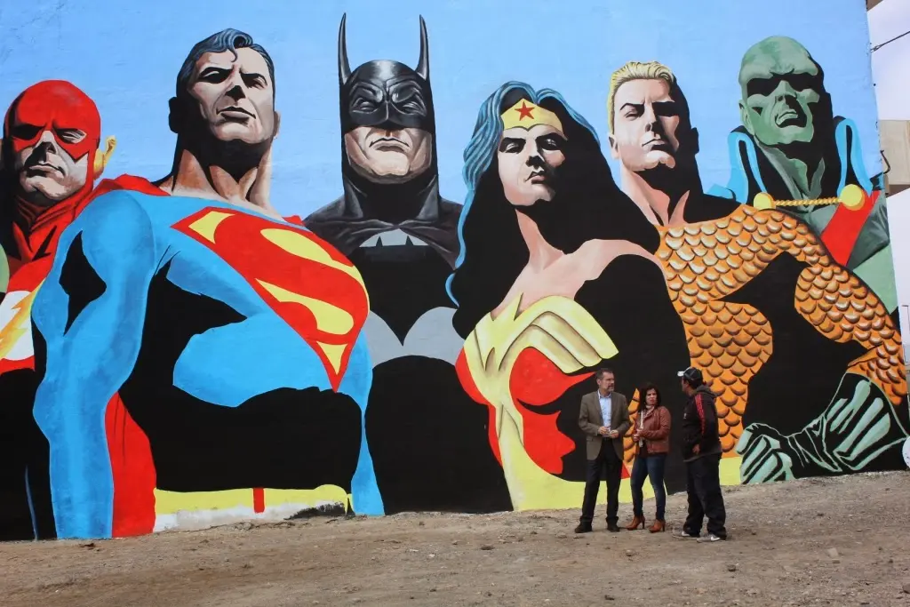 img/b/R29vZ2xl/AVvXsEitJUxD3mx5Zei7nKrSXJUiwDwoeYccjpBBF-S8E77NuZQR4A_vqoBitFk-QSZS-W6Wtsb15ete8wXzm6JczAHB-FbSqWsf2lV7xU4vujsR784K3OEt4y-_MquM67ZKkNpw2jiyoz906Kg/s1600/Mural_Super_Heroes_en_Puerto_del_Rosario.jpg