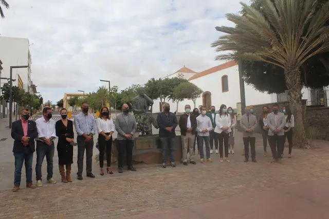 img/a/AVvXsEiA7XrxVoVqkSW39WCxNcXwFfpdOWfQVF3Xf02lZT_XetnXwUexezGizk9SDJFy28LmpMauKlxYQVOB3omuhh1TNnqkLv6lbNy0W8mSUh9KUb1YIPQ_Kxa6lZEfKd7-QOayX9vkrnylSNmsfst6PSxSJyKtV3m_oJbcgXnoJ3-HEIxwmh4XgyJ1cF9ijA=w640-h426