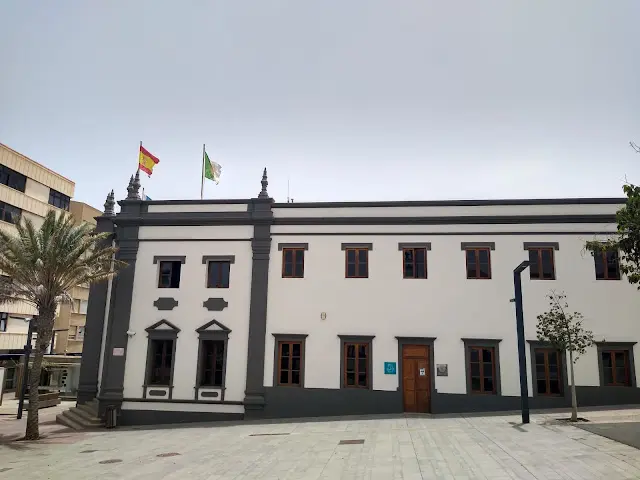 img/a/AVvXsEjz7JBpSDT2J4DYJXjTp2K7A-z-34o7_WC-Zf5GWqLOqrq822zbYW2BpWgTwWQJqSDAp1vceB0jZ-aH5KsHrjMpkJyPHPt6RHIRxwqWk3RLBlTXRofy4Vf2Q4qsOBVt8K92PW9zsenPohlGoUC_FPGRv0pIn8zemfQCBLp3kRFkL7PLbwOh8qmmJu4ILQ=w640-h480