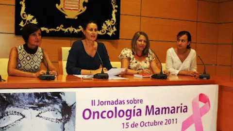 img/b/R29vZ2xl/AVvXsEjal4OIM2hZJGeJs9uNG9GwP2pb08yEkIwppHSFffu-w7B5-yLTybl1D4g46UDoPDpBy6ogiy0sgnugwEeAPQKLLepqhf5tNYJwg7E_5X3FPAl51atU8TUuHH76CSoparqQYJpQeiSd8Knx/s400/II_jornadas_afofuer_cancer_de_mama.presentacion.jpg