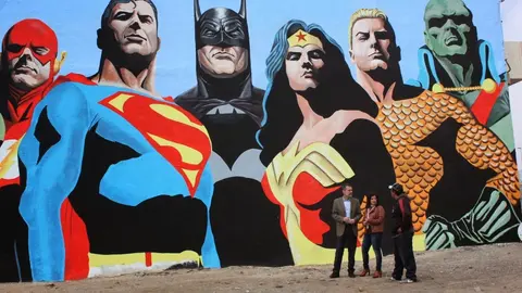 img/b/R29vZ2xl/AVvXsEitJUxD3mx5Zei7nKrSXJUiwDwoeYccjpBBF-S8E77NuZQR4A_vqoBitFk-QSZS-W6Wtsb15ete8wXzm6JczAHB-FbSqWsf2lV7xU4vujsR784K3OEt4y-_MquM67ZKkNpw2jiyoz906Kg/s1600/Mural_Super_Heroes_en_Puerto_del_Rosario.jpg