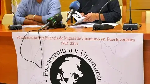 img/b/R29vZ2xl/AVvXsEjoywodQ-C45FhaSaZ6pLtlg4P-qRkQENI0xS5iBcZ185lNoU6NVXZopEpmIGEmhkfPgNcKrPz_KAj45DrYxlxeKBEN-VyQ-I02aQXssdPKgZeOvoSIggMNu6D6G8vYPbnF-pH4g1XYSeE/s1600/Fuerteventura_y_Unamuno_2.jpg