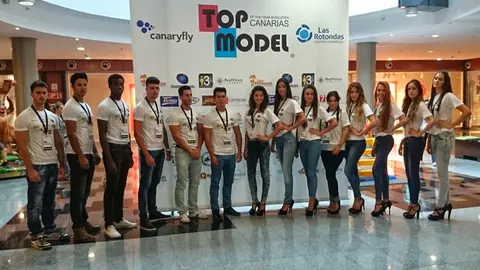 img/b/R29vZ2xl/AVvXsEgML9Zsz7CSZehRiQpwqkE9r2AElQohYLSGz8_tcuzUa1yS_3IthgqZ5bmhWRKdkJjeQLz5ehKYNMzYOvftoluSwFqRT8_DPjVek-i-6cSB9p1Zz73g_3k75WvYajL7_DYTy_Tsp0Q4d1c/s1600/Presentacion_Top_Model_Canarias_2014.jpg