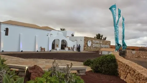 img/b/R29vZ2xl/AVvXsEi4YhW6r90VxH0ldB1sC0S4WhquhZVQi3ek06iLqw5QFXZrBJCDLm1KhqECAHyXGojulFIRVqaoXZiS0yvf254fdzoA360Vo0qqt1g_5PGUc35v6W93gES6P68yl16PuCLVXoIvJkIkCIQ/s1600/2_inaugurac_museo_del_queso.jpg