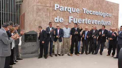 img/b/R29vZ2xl/AVvXsEhJ4oXB4sKYzsVchmbSz69X8nNui6KjcEYv-7-1wxJ-duvQDI600-ZTkcAyB0dvFIL3_l02psaj40-Mf47CT3wS9m56hpKCBmGC7J6nCBNRxaslYT3I7xBaQmiv05H2f3zmpsr6bhUjC5E/s1600/parque_tecnologico_fuerteventura_(1).jpg