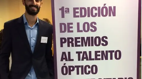 img/b/R29vZ2xl/AVvXsEg3KHTe234LZgnJaD-w6V6KaHyuauT30NAmyFLdXzQmd4paa7Gj7KcHCitp6Xgm_i01y1XVUAN_I5GABnGy3yZEnye7CbWFUrBU_5uTsGOOspXlqGvYA3tmzFVjritVeASmjTw6qUYQkfw/s640/Xabier_Rodr_C3_ADguez_recibe_en_Madrid_el_Premio_al_Talento__C3_93ptico_Universitario_2016.jpg