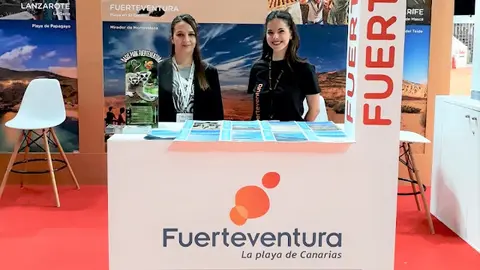 img/b/R29vZ2xl/AVvXsEiteD2cEJRlgJBXgxuWcwIjNhN8ofhBcSxae-ibfwpSkKOw4YlVw1LvH4Ri0IMmmxpd9STlNb9-ujYtsQxEUqQhuuiws-8kEvblmXBn-zDkbcmicvEOBy5M1a6n_D-3d6GelHxkZQQgh2y4/s640/Fuerteventura_en_Feria_del_Viaje_Madrid_2019__del_Grupo_Globalia-Travelplan.jpg