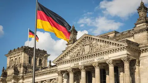 img/b/R29vZ2xl/AVvXsEhuYQQQpkexLfCOJeevtPSYoZH-wYKkm3kVlF3zsdI2S8tq0aggVhFMhsXzq-8hSNI61dp0DaUaUs-6bur6zMcHLsHMxy09TwrIDDX7L9UxKDqmf3B9Td2RxRCvkjf18ZzodhmYo1rth1ul/w640-h426/Gobierno_aleman.jpg