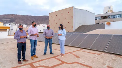 img/a/AVvXsEh2p2u4XyVKImXS8CZMGesyiPCBqcwsdtdYJo-uSSjNIz3GdvWlzAND814RlmBQQOq3o-WqooDhlnphXbPZHqXoqJyYjNo8X-hgG5KoH5sGdfEWvuSWK1Edm0QVnVzYIxVFzHZ1Vr9xHCagxKn6xLp5YoPqQT52nabsTbgyAikT_EF4V-kOZEFCYL7www=w640-h426