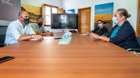 img/a/AVvXsEi31xtFXFR3Ov5TByhr0tv2g_R7SdxM-nXhSGstvu9uDSaxJcDbm6zz1_Wgm7SaHr_s5v7JWmClddnBegpCu43A-xXhw-xyObauXEy15l0HA2ijr2lx1Vv8bUKcxNU4zzWuAaPVfDQ39M-UtSfJ_bTj_bg0zUtf-Pe6RXlmPuLJ_0IpGi8qFtiMgM_RXQ=w640-h426