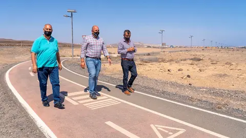 img/a/AVvXsEjFHP7bXWtOaiz45jZvfbJyir6gcuJxCk_6G_eCr5LbND8qxUMapfEyD018nitXOUCanZr-ew0Sn7SHAawjEjqwoGkb5ogF9pNqIuw2OLghFtPmQ0pmT9S0lqROn01IuS4cTaIR67Vl9MJZDplxGeyLSx5wwDRBgAHsbZLr2yZL7XRxm89vHlUjuS-y9g=w640-h424