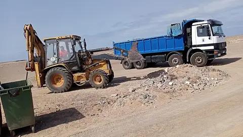 img/a/AVvXsEicFTe7BUgEB81yP27AOC2XXpkNBsvSKJFF76quGR4V_qgDsDG8Bw7zCeIXlATlzYNz5EE1EOWHr66L-TVTBTS2tW9qiLKaXEmmntKjStrWPD0gYp_Y_kJTpz19s81_efOo6kdqRU3qXANF5osIuD-YX_7if_0fvyXVzJO7nRc_zotVzlhWBAYCIcCcag=w640-h480