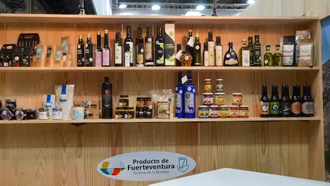 img/a/AVvXsEhY4-uRnN1Ptd8QyfmGWpH-wxatTzjMYU2Ad-GtSTbLnLPz-gry_88Hd6MwEWmCgBzA8-aHN7qdbyfgzzJ3PJXaGN5QpRImsBAxoM84T-shnqj8DX2omWyq0yqBhRHK_-fIyVAD6qMczh6AxDVCT2tpwCFGM4lLdMFuurmpkRUYfghjUQpTy1810F8WRQ=w640-h434