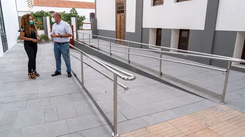 img/a/AVvXsEgUi1subAc2vFu1vN0p3GiZOoP56jTWJu1WY2uT3mHzgujIUeiDbcKRxIvWu-3_SZdC-u6Vd1n0kgKQK4O7WHmGM7IVA4f_ftiJSbdDs1vvbfmWmJeGSuHRLYXfH3clvrr-FcRYUh7OYPLonhDnAeY72iT3kPxaq9QSylYgT1qjIIVySjF7HpMI0Ha1FQ=w640-h426