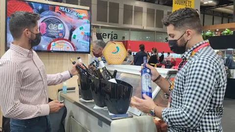 img/a/AVvXsEiJNVFy-LclYpHnhCeeDz4Jy6hSL2MRa25FN_HFkCfUbGd05b5aZJ_SR10lthQaCuJRLFlMdS_zQa1so-igVGyx7MJkSYm3YhOBx0rvQAkhBzGa3-AV0YRJf15vwhGe7WoIgeHhSntSh6w0R-ipdxuGuGPFu_L60EBPW3lBOXobTR1NVx2WFhVMkAMFqg=w640-h288