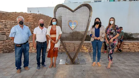 img/a/AVvXsEjz2XaPfq1pZxB9d9yHwWGmeZay5ZQGlGCif6nrcsKHQFSYWT97Uz0engJw59MntA7sYpsEPcHEWqfSDdW9WSzNSkVZ17ibp_aYs-ar1JFwU9HsnXKhss2IVzhHQJyuNbpD7zPKpTiXEwCeupAzIm94XExLVxcCg5nwkMzTPIGXZHyRJWbzl5uByLxt-g=w640-h426