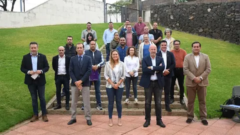 img/a/AVvXsEjF8DSuVl02xw9VY4LJS6I6WZ2oIJaHQGAlhgOFlpc0ZDCcaTTLBsU3L0iuXwW3zdsow_5d2goSP_htpRlKSW6Nc3iv7ix4SuqY35axt940NQGjHGZjA7TgjL0fqI2CEugJ5j8RwC4gXHAAeUK4jyczCZIQN0frnUtdLmf4AbUq4XiADkWSoWgPUh4VzA=w640-h426