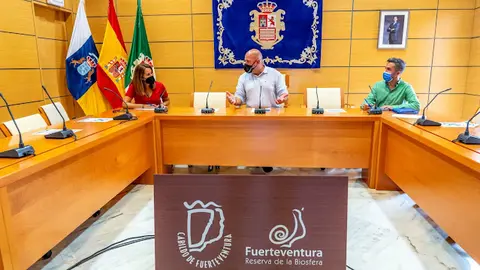 img/a/AVvXsEi7PdhQTxcSKOLjH4SHNvjokkSPY1NNmYPODVw54Lo70PE24sgGXHtRz3DJvy2DKgnKoqKFJriRi-9AParlR2pU1CISEkrTQk4c5CBrs1oXbTdrXar5fub3czWiGFLgmUrB5Zs8yuMpzbtm25AW4MBwoUDHyeypuANu_DtulKFwlyO3Z4Ti12g3mskAdg=w640-h426