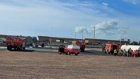 img/a/AVvXsEh_eujvDUqfXrVs_d6bq5eeUxKtOrZRYwjoG4iraeXJZCv06FUf9NNK4mroS5s3XzcWdO9OE29tZQTs6r6vDrl97yrSnXl2-57I1prb8fcvt64DiMBb7yI6-HxkkoCa5pcGDO-pQr29B6WZ848WQ03wAU9gXmSQaJUxwhb9l_zaLgSSLykphC5fRHL3Eg=w640-h480