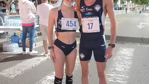 img/a/AVvXsEh0Y-746NBHzBc8tYQgkLHrl_aguSICLk8hl4NBBVDfD3G1AH8_z0LU03lzonJ6vMj3MZfHNUj9VYH6HhEfyRPiTrPHyn8ts4PLL9qUI98WoBpvk7UiMnIwHCvD9f7AQ_q5kgG60BO3LyHdybFg-nbsrKDP0PalvZK2v4lcnb-ktejb-BepOhkmQGRsMA=w480-h640