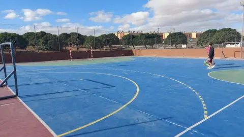 img/a/AVvXsEhZ70tfbeT90XWhryruGXanLbwq-Rch4J7d5FmoxoFn3QiJ49QOCchC2fnskP21vGECE4gik8OlxEDXe8tr6nkswY3DKibKqRDq0RxyKYoL0w-wAK5vyRhJ550tcjy4uCdVJNdsNQ1uvE8hya92HMeKSKS8JevFPtSY5AIlwigPsh-4AwJuu3oSTJaNJw=w640-h480