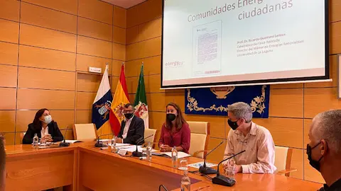 img/a/AVvXsEhI5YI6kJ8VJ_C6ZdlXmFQQZ_sVJxjD1PkhtVPQJOJKNH5M8iPpmdWyUbIqXJ0sclVfJ5BWWfGu9BMW3tdvSsrWezziI3QGd203f-VOGU0SG68HrdnbW7EdF2K1pP7_-GTnf5klPnJvxWgdH89MQZ9Hy-mlLBPMDw60RjtXWMraBdg0ZwkPJfrM28IwHQ=w640-h480