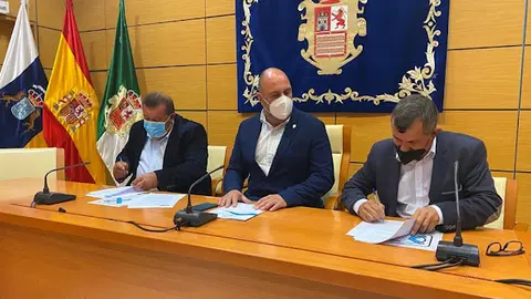 img/a/AVvXsEjTsmi1iGNCVyvIDcZ5g9xt8kMfIF4NIrA2rVGgHUI5hOVWq9oCwXQo-rYpVvY1FIqkLI23xaDLlIp_xEz5Lb8Wf6x0dTGQ6WT-moo7k9oqYRm955u-LCqGl3qiodhQEUuRVDmiZnOaSggI9qExpJO9n1ydGHv8YaOqz_2Nz72F96ymNfn82xy_cGlyDQ=w640-h480