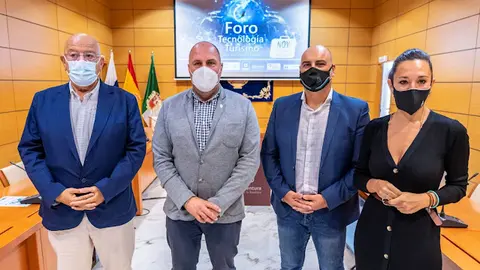 img/a/AVvXsEgyhLVCGvevPkz8L7D4O1WSrACWvoCnlpSMIOMwX4RyNbYoTeuU7hSuys8OR1-OVRQgpHwepCxu-O794DCq6Lbehk5oVrV-p_3Bu5Gfu3CDet-gN5ZkLmcoc_fKQ5Bue_QsU2fmYrrGBTf_F9UN4crSpJ7ObVJ8Js-Hah5W9j5A2OueoXpxb_PwK5b1RA=w640-h428