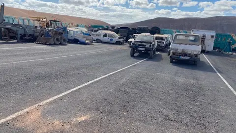 img/a/AVvXsEitfb5i7LZOh5bq8ib-yFgNuNF06-2xGAnUNKxJofEe3qdqmLYYdnmaRuTF8BWsqCpJifvcsJDGC5CVqMcU5SCLn8vl7-wr_V7XNTLOyrMwDdHHC1ASoOHVRg84DB8arcwzraVPzHW3In85iasWO7A4le8omX7nVcJOiJF1z2S1C9iS1V3FXwtlT22a2g=w640-h480