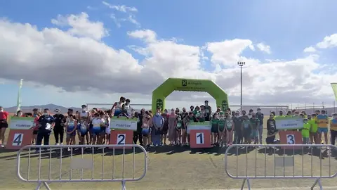 img/a/AVvXsEi-ocC-6EQ2oLagwW3prOKlyU5cOD41h_FRV9CltyV2X7igGfM6hAqeuLUE8xJYu6zHKFt5ITLmgR4zzKttzz9v3IEITVmnqYiP_YMuEDny7mp33TO--MnrsGknzeIYHhu1I0LpDMwwD79WefrM5zAklJ4xCWFIso7K6h79cOLx3_X_FxMy6IJL25wg6A=w640-h314