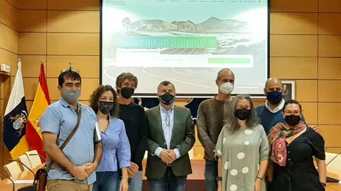 img/a/AVvXsEjt7Apgq68dSanwPY4Dv6DODPW2jWR3WUMoPuNXEni6IzoJohoSgtGjS-MAS-ziuwHq2EsSPdhlpp_RWujBRcgRtxpyMha7LNB1YvJhSqBoQGENXx0sowTgQjiHLsvrkLnx0T9oOWzRSMLjP6RJj48UQrdtsc9BJF-ZvynT-p9QiajA5GtYRuwHhWWnJw=w640-h480