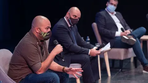 img/a/AVvXsEibT-nl30gsM7dBkNvn5pjGMkIkQeALLMQ11o7GiJz9xn9hJpw_e0qt33a2lQ4mJvjUaO53ME5K_v5SRg2kyDAZ9P554DZCpKSAdmuyV8ORSVW5q-hDGSu4COZTVNtpXrP9tJDFkA3l5-NYjL1EK96nB_xfiiCTUI8aTU4qO2HxkamXIWxVY4h0MAtEzg=w640-h426