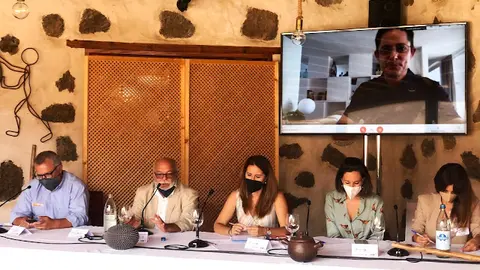 img/a/AVvXsEgssnu70jccYD1mNwtJLImsuFlJvfrSn6RPw6n2rW7m5Ni6wGmOvZY2XKbKQLJ_HefBky95rAmqsio_7wUZMOSF9XYLAQHEeqsDvJWJPKP7jKWzV0csgJvb51M-6lqUOHOkExRinPMiyRYXdAy9jickWmN45vSQu4GuVPlQ2Ir7FesNdMf8Fk_r4aHaLg=w640-h480