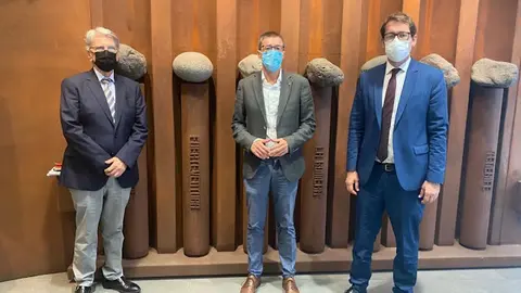 img/a/AVvXsEgTU7a8XjWnZKK1jXsY-gQE4Zbvk5C7jMcepmVF4XcTLQlM1R-Af_-_r5IYOr8vUyWPl4cWg_IxUIm8QCL8ZEh5z7Fp97dZ5oM34NHeeK5jzca6zdzIqRJRT1LHfAhEe3ZjX99mA7wLIIUcar_ZqP2vZAShY58FvUQzCz0UV3nYtDH_EvWemU8EG5yEGw=w640-h480