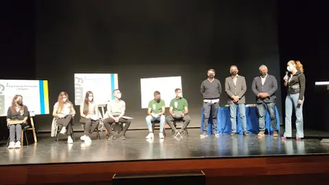 img/a/AVvXsEiwo2sTN5hKlz7V3iPeoLWoo6P1u4ccI0nZ9p5RIZUQVOqmg5usMee-gFNDqLWpCDfeHI--kKasD7sD-dMmoV4MAoTK3PkPvi12Xo4ZGDQbLd3yd_Do9mUjkC7ldZK2tAAFyhuKtPDLGst0pcObd461PmPKlUuOnkFfvhr6oEv_0tPqL3DQZSHet3iU0A=w640-h296