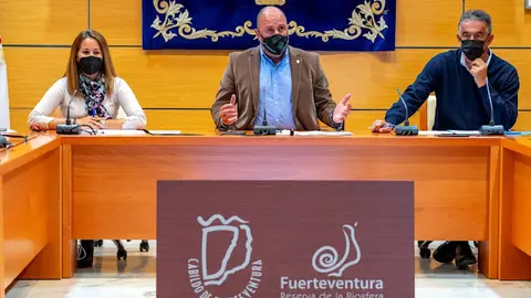 img/a/AVvXsEjLTfa8kGMc0zyKAlNKOIdF0Z9zE7jPJaw07s9EFOoYB_rWUjT6OCe0FrAPSdPyoDb85ETSF3H2XqQMAa_yAlNxQnEs6nYWcWL_4kRH5WzjFWkiI7lRlp5hXTS4bQhQbpfPiHr6Rr4aljaUzNi_olLq0PzgOYShcJJShObd0W8xYOepZG_9vMF6G91zmA=w640-h424