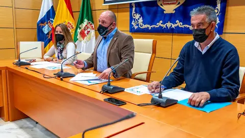 img/a/AVvXsEgVoAR9e5i287xCg-2GtMi-2d1kqu-a3A3j4gdAEVbN1pIeuI_1eGIJ71ulrJ8vZw5MQFDnpoaB5gdIyKpwKdzACD6SOZnhbotlWR7bdeTMItM5yhR2nja6bDefl7uZ8z9uTKG_9Epm3gOBTBeRB_53hbDtAKPzZNN6y11tKXvyR4ZE2ZYvKpLTuRH8Iw=w640-h426