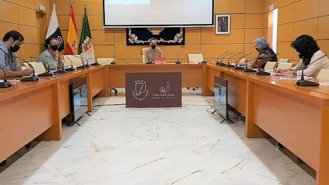 img/a/AVvXsEh53V0tJyng4v8WYVVNtJkeRqtK5jlqD-fk4l4aZHpHq5574TPkgFeK4Ttv3PcTRorDtn3WJCMZHWHEkeXfTMYFdHvRkaBuBvhcP13PdHW9uoVgJqwqCBEkqdv_Mqqvxkau60702WTlMvNFe-HSi0oEV9Y_-9MT1AvzP7mRnaorAW5z1PSmIDZ4w-ANQg=w640-h480