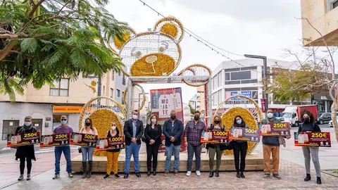 img/a/AVvXsEhRc0H2KVhErDrh-Zj4sNuZ3TmxYpgy5DWYleVcRljq_LEvgTnbwJImGWfN0el1s4DNGRlkYodIj5mFxKDQYAvBSX6Qx0BTHKEMxGePp6mbQRgBsc9Gm4ttki9p-j9Qz7gT9sdcaRdgOl-iuHLWdiWyTdsESywregRsCHs_wrxsJK6UiUr0OUxyb1nDQQ=w640-h426