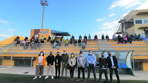 img/a/AVvXsEjW9lcQiTIqwSqvW1jvBQ8d5VIvr5BbMOo4-2_otOTeHrog787N5yL6GiDyHCr2yN1eOTX48Luu0gaOWSQ4xkxFM8HRhZERItxEVAFmuUaNnt4QDqkQv3jb03UHw-_IAS-49A7C93xUqVH5oFPU3aOlk1MzEBQ3hMrYS1Jt3zkAB0LZFWKrTyCv31Fh6Q=w640-h480