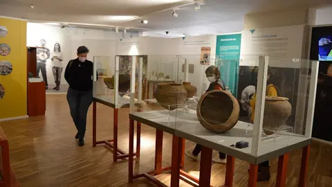 img/a/AVvXsEjL0YGTVXIDYI4qSysn35xvwXv1qyhG8LKiryCAs3o80ZgJ6jC395j7X4GxahYE9wD7Yg1f-_6kT-GYQWqUOTL53YoEvpg0JFGtjc-dI_pxU3HTNQ0Pkrk-ShZMv0w5bGwiNUXElZ8R-kGUOYdHRa097L8UYBQYKeh31vUdMz1LBjfTaLnoYRKJgQz3zA=w640-h426