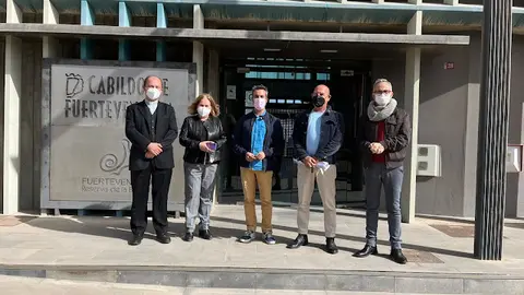 img/a/AVvXsEgDhyP4fuNOxlUr1GIq3asZx8Zq3sE2akMeXJDWVt-RKZ2q_Kmpse2poIOWupPvHFBPP47MxwVPMpJO21HxuewsjZ8A21cIj4UEJL2Un0p0QsZS1J2CaVqFQwiNEjeN08cF0YirkJq-wJ9oztXg_PRKIW6pYMF-tjkr4fLhEEVjkrexq2Zj1omv2CQIdQ=w640-h480