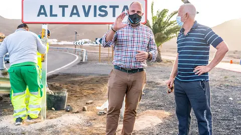 img/a/AVvXsEgCK061VttMRJ_nE6LMeIcC2ElMMPvtlub5rFzuLK7n9IHm9ZkrY5iYID9bsrfKugcV5JQ_JfdBrKBztHfWl18boGbtxDdic6umd5TuyZAfK-rUUKcSeWsjH2hfhqevl8bPv1Sl47T-FBi4uD1TCAhmOOcjAlHXPfr5dpZcL1Ln8hDcJhBjTcpuEyK0cQ=w640-h420