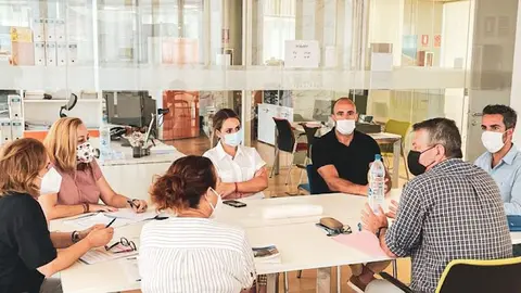 img/a/AVvXsEgMz5IYoBUbkbHdFbdH1N8m0lBcRaMAe8mU-J-QgP835eiIDm0WwGBGC1Ly1dstsVH-XJ4Ol7zYGcGK_CTahHj_qLjKJBf4oeUCgs1hCYqqnx3NtX4IsVrP9z1Nr2jeuXXPu4sot7O8lx1uT9ep1OTa47WDmlK1NkqyKPzzbjKnbgmK6aeRv1Sje9DqCw=w640-h356