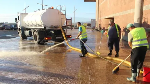 img/a/AVvXsEgXrR5XfWUtGKy8Rhi9-hNTLvxsqXIy22E7pyL6i6mF4UAjKGz5zvCa2U5UjcYFAXjKb5h-Olplrbb-wtmG_IYEJwMJG6EP-Xe_rlGbgz8B-fpcgFFg7T8PTgpFhbmqF9ohK9sYxYrGzHDYzdb7zaTcAyPCBvzu7XXHnbk-EU2U1ignZDR8eHWEqXGKRA=w640-h426