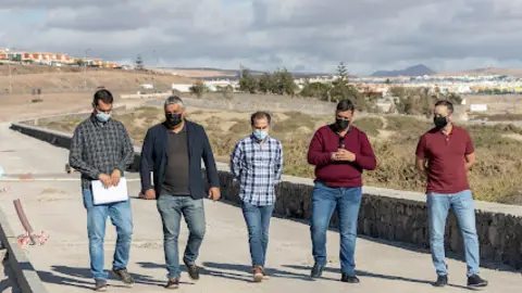 img/a/AVvXsEhmG3sl7Sy-GINVrchgaOh1iJadHG-x8O751PxaaAqFn0PCcexpy5438axmwzNdCJniAiC_6jF0SfnJS9X_eOLQIovgeSY-cfFyQ-fzvL_NqYvWkCPjDOagx-WFIELDOQcqwz0u9othFXrPi7fivImMDm74_lJk9ydCYuWXtVOkSCzn1SfZW6JWQL5LhA=w426-h640