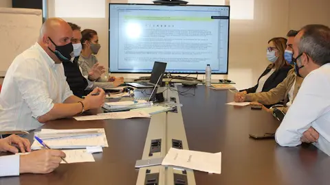 img/a/AVvXsEhgNp7eI8wnCORT-JODtQxySerZ7y_AtkjM7qwmNCReag3gXd54WwouHpi1cmA1pindk0fSXBqukgkJ8mh5S6pRkr8nasSLXGn6H38lsmkhwiXAtGwuS0Tfp0DgH1qKCMvilUqc5OzxW_Ah6rja-BV2-IMkR6VUWKWIsd5tg1kbZDG8A73w4gx_-uVDqA=w640-h426