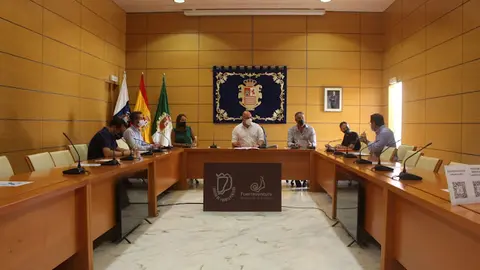 img/a/AVvXsEhaOzlAGQq6Toz94pgwV0OUNQMLn_reS5SUqqwqHOvWcnsEvMb2JUIQpvw-6wSlNBRV7s2BJKHz--tULuEIXLdP0sjmPZyTxCC4QbRFxQ5Y-_wGGzLQAfr2532PWmCi__XeE1mUJUTAH7Qr6UYRNEtbgCIuqd_DL3xdfO4HsLP1vxJobilrLlusGO5GcA=w640-h426