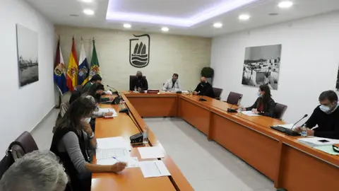 img/a/AVvXsEiun3zQ-6WrX1aaz6auXORsyRQBctydc-u02uaqxrpn1_w-1gFY5qTBiZ5w-fzIkVIO5s2UBnooDx8Ffl1ugez06KX4E5-e3ky3V81hmVE25hbe56_Qqz6qFld3gTKMsDHtC2CFCEH_ikOOaPYO2MA12iI1RcbEt9hJZ1N9ebqcTrNhoqi-8Rg-VLSAFQ=w640-h480